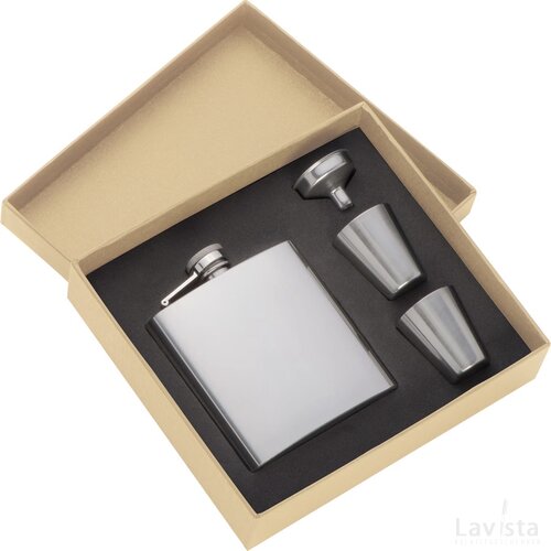 Roestvrijstalen heupflesset met twee borrelglaasjes. grijs silvergrey zilvergrijs