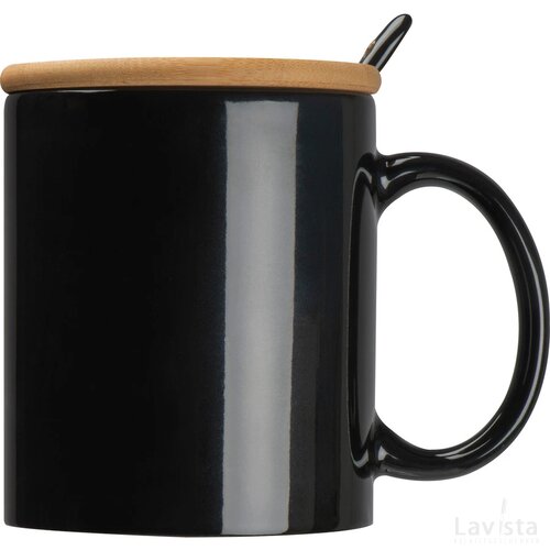 Kopje met een bamboedeksel en lepel zwart