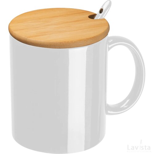 Kopje met een bamboedeksel en lepel wit